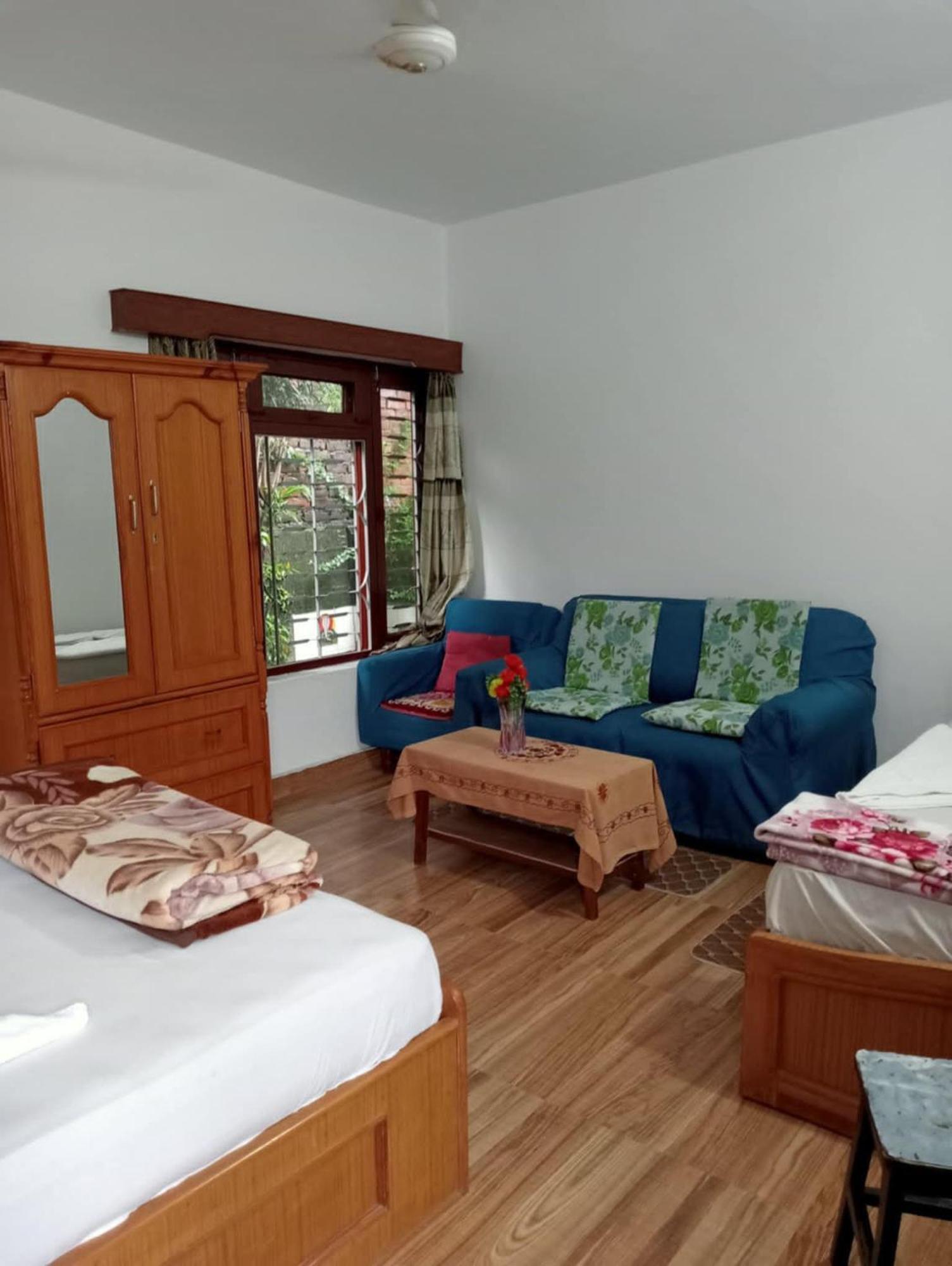New Summit Guest House Pokhara Eksteriør bilde
